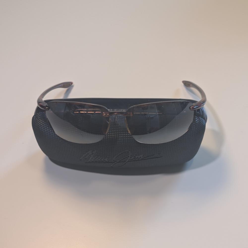 Maui Jim Mixed Plate MJ721-02 Black Replacement Frames + Clamshell Case - READ